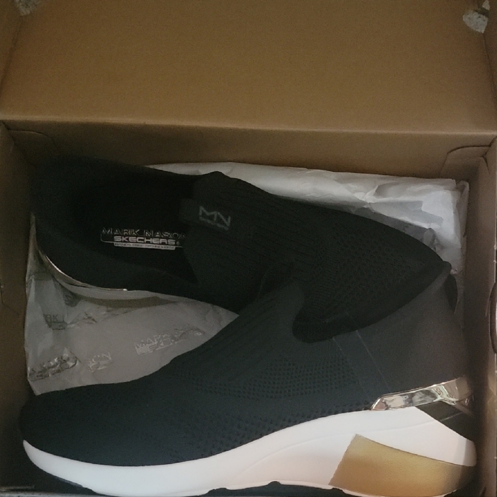 Black and Gold Women's Slip-On Sneakers